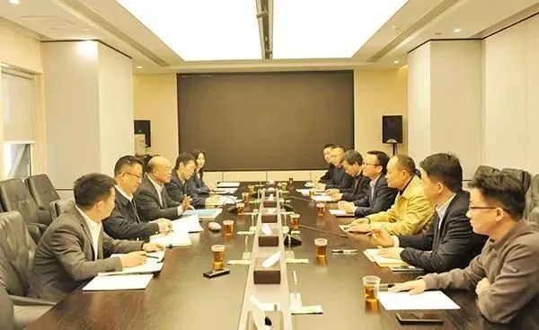 陳雲海董事長(cháng)率隊到河南文(wén)旅集團考察交流